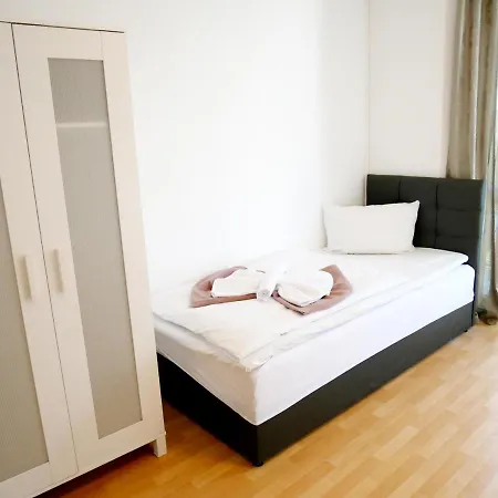 Apartment Sunnyhome Monteurwohnungen Und In *