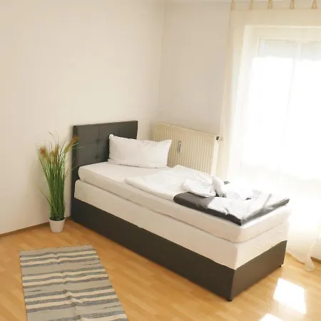 Sunnyhome Monteurwohnungen Und In Apartment Schwandorf in Bayern