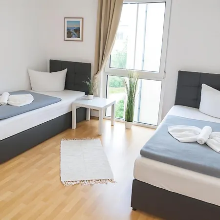 Sunnyhome Monteurwohnungen Und In 公寓 施万多夫